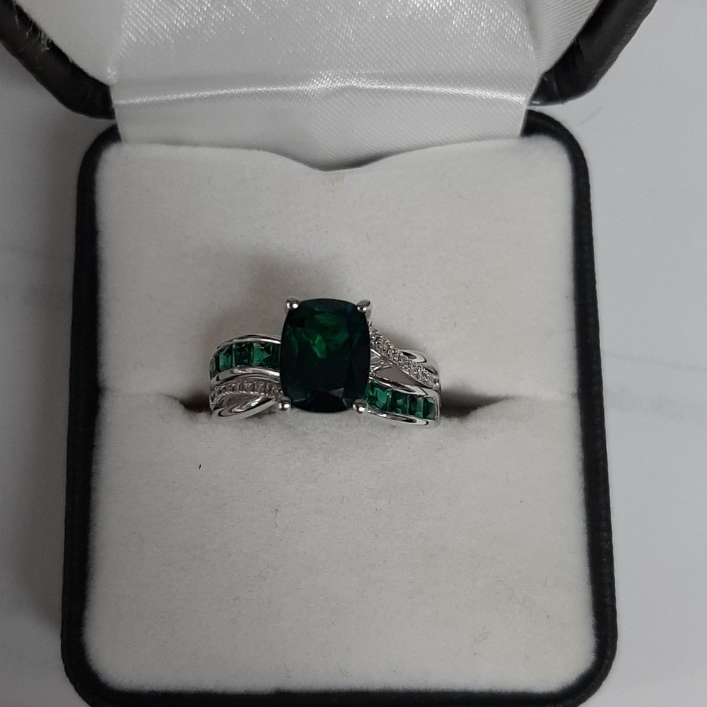 10k white gold ring